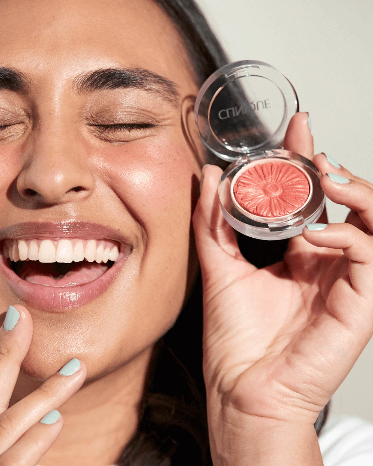 Cheek Pop™ Powder Blush - US 2574
